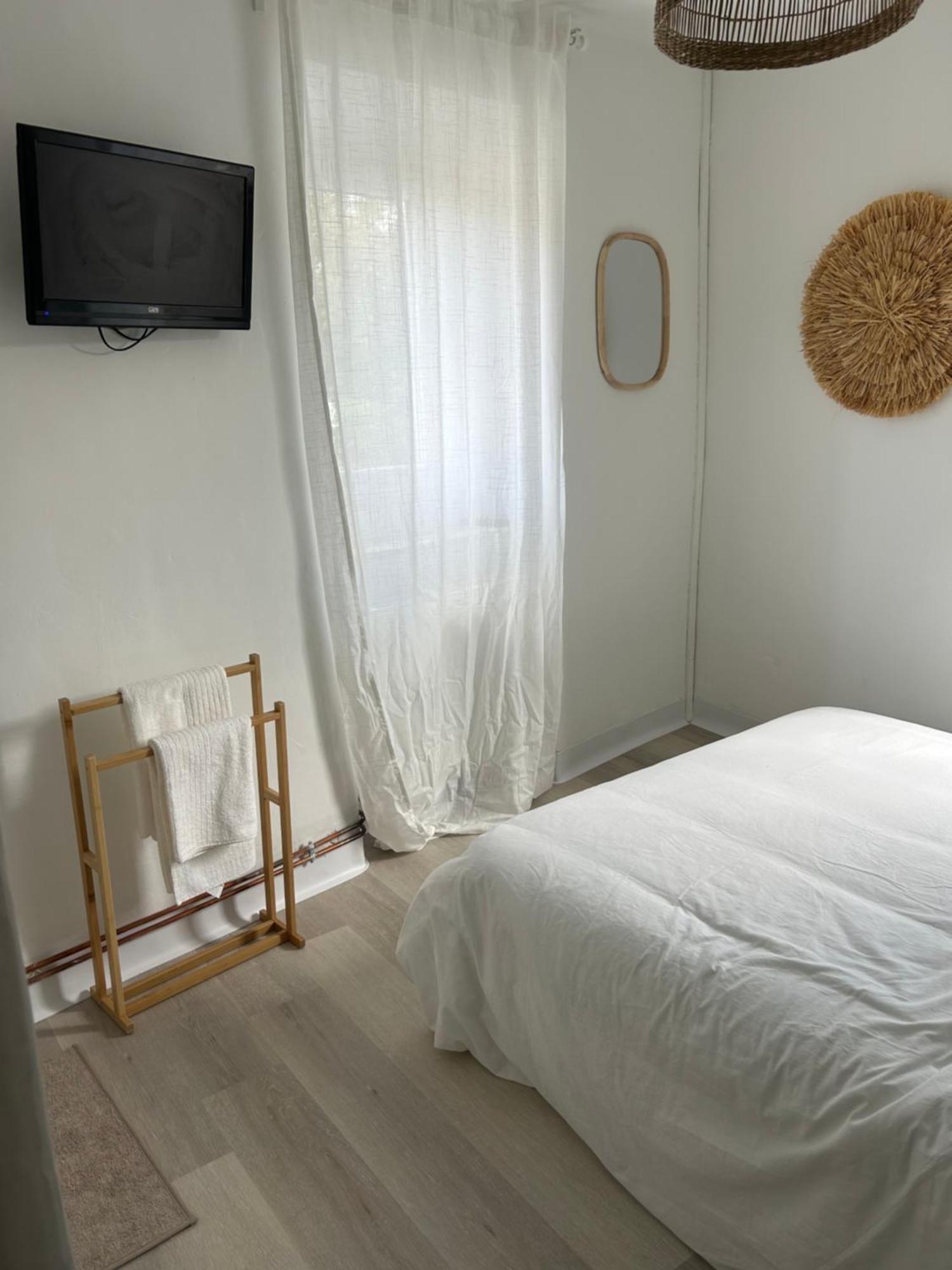 La Petite Maison D'arbas *